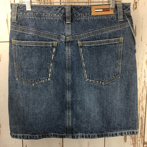 90’s Style Tommy Hilfiger, Denim Skirt. Size 8. Good used condition! - Picture 3 of 5